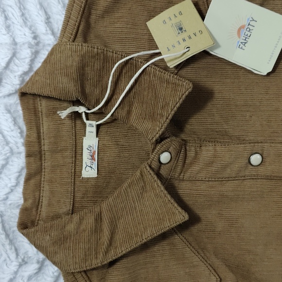 420. Faherty Stretch Cord Western Shirt | Color: Cord Brown - Picture 8 of 11